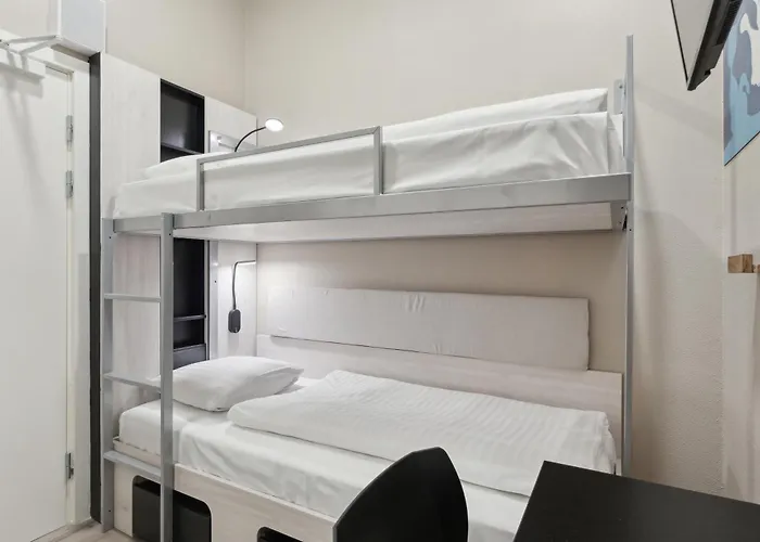 Hotel Fyrtojet - We Give Less You Save More